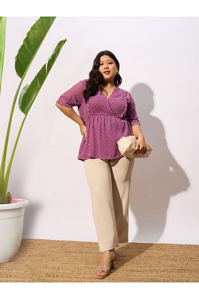 Sassafras By Styli Plus Dobby V Neck Top with Short Sleeve