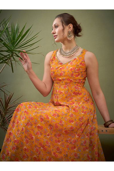 Sassafras By Styli Floral Print Sweetheart Neck Anarkali Kurta