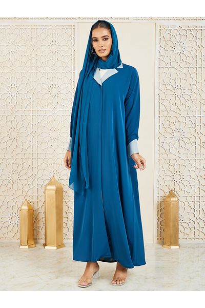 Anthrilo By Styli عباية بتصميم معطف بياقة وأساور متباينة الألوان