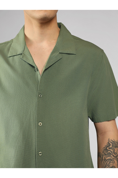 Dennis Lingo By Styli Solid Casual Shirt with Button Placket