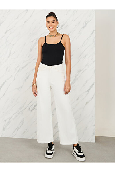 Styli Fitted Solid Scoop Neck Strappy Tank