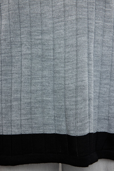 Edit by Trendyol Πλεκτό πουλόβερ σε γκρι σωλήνα - TEDAW25AK00008