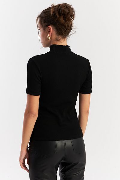 Cool & Sexy Γυναικεία μπλούζα με μαύρα κουμπιά EY2926