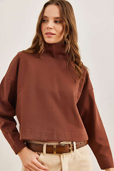 Olalook Kadın Kahverengi Dik Yaka Yarasa Crop Şardonlu Sweatshirt SWT-19000679