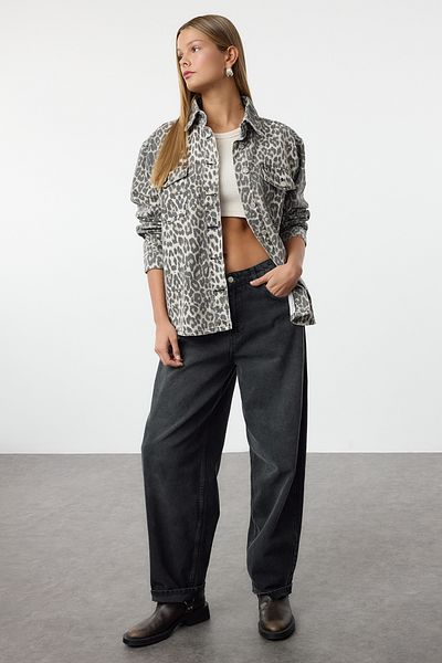 Trendyol Collection Mehrfarbige Jacke mit Tier-Leopardenmuster TWOAW25BC00030