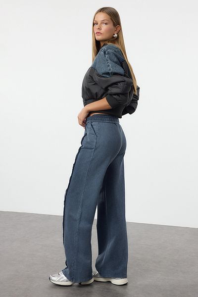 Trendyol Collection Indigo Washed Žebrované široké nohavice/široké pletené tepláky Kalhoty TWOAW25EA00036