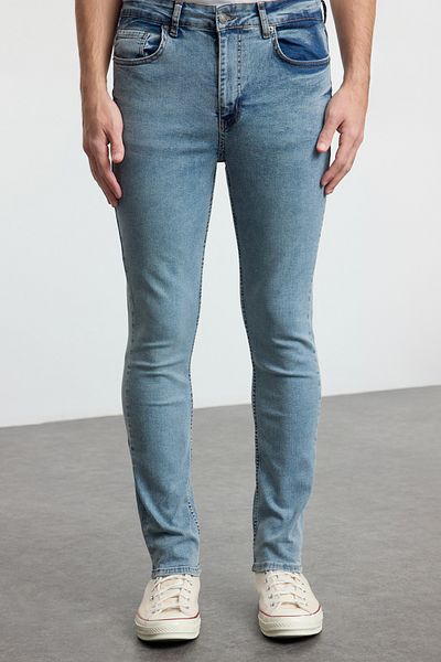 Trendyol Collection Ανδρικό τζιν τζιν μεσαίου μπλε με λεπτή εφαρμογή - ελαστικό ύφασμα TMNAW25JE00010