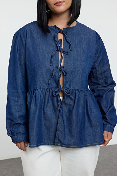 Trendyol Curve Sötétkék elülső nyakkendő részletes nagyméretű farmer ing TBBAW25AX00017