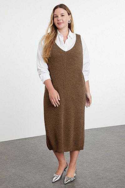 Trendyol Curve Πλεκτό φόρεμα Mink Gilet Midi-Length TBBAW25AH00008