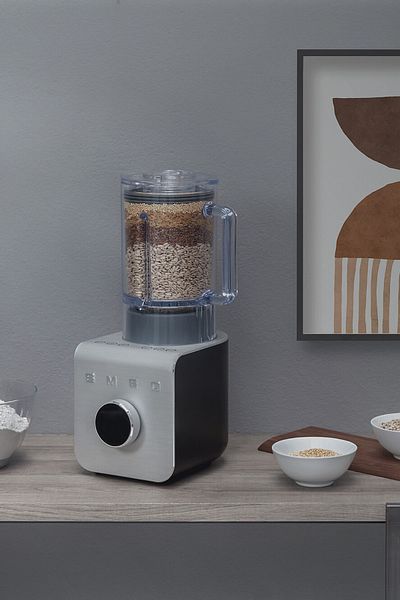 SMEG BLC01 خلاط كهربائي عالي الأداء
