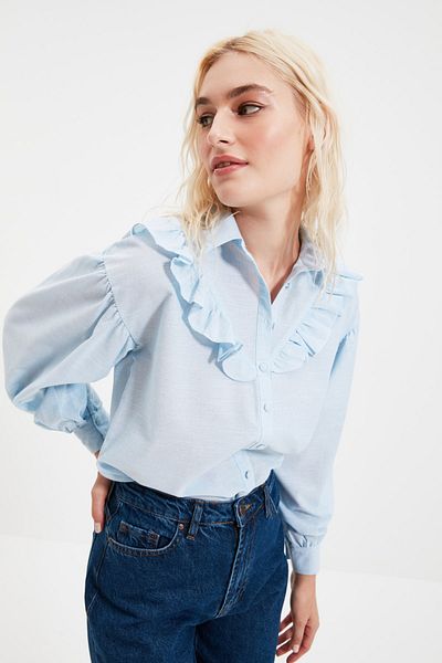 Trendyol Collection Detailní tkaná košile s modrým volánem TWOSS20GO0357
