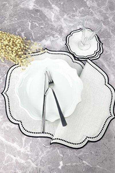 WEARE2 Комплект от 4 черни бродирани подложки и коктейлни салфетки