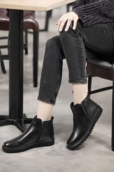 GÖNDERİ(R) Women / Girls Black Floater Double Zipper Thermo Sole Genuine Leather Boots