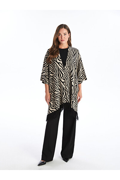 LC Waikiki LCW Grace Bej Şal Yaka Desenli Oversize Kadın Triko Panço