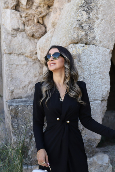 bytugcekaya Siyah Kruvaze İnci Detay Elbise