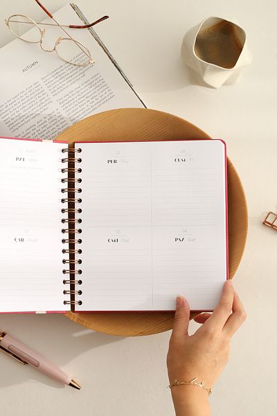 Matt Notebook Weekly Square Agenda for 2025 - 12 Month Polka Dot