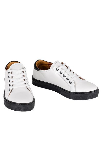 NOOSY Genuine Leather Black Unisex Sneaker