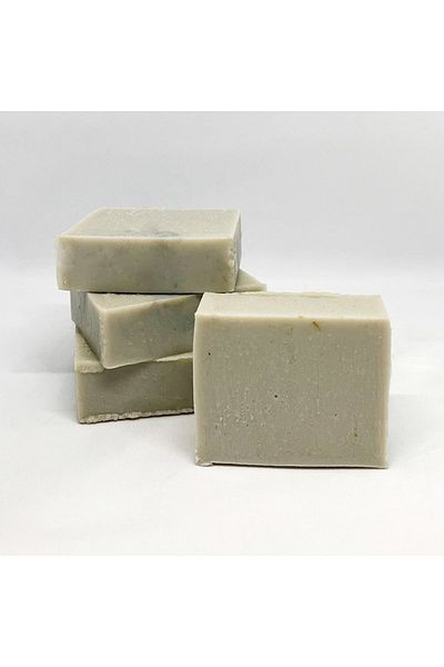 Arde Natura صابون صلب مصنوع يدويًا مع طين العسل الطبيعي بنسبة 100%