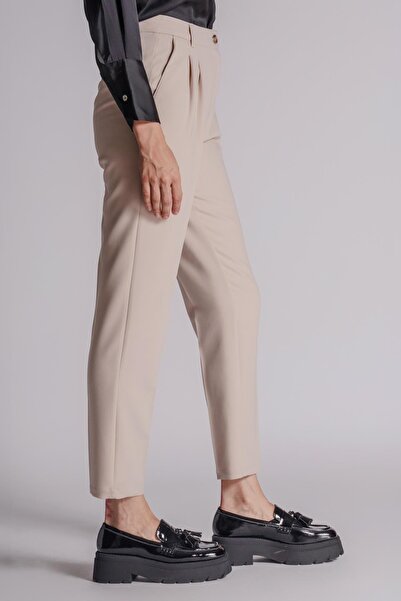BRACCAS Kadın Yandan Cepli Arka Cep Fleto Beli Lastikli ve Pilili Slim Fit Pantolon Taş