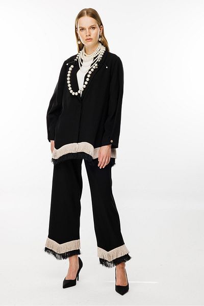 Ghisa Black Tassel Detailed Suit Set