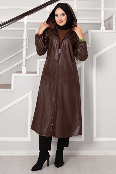 EBRUTESETTÜR Hooded Leather Cap