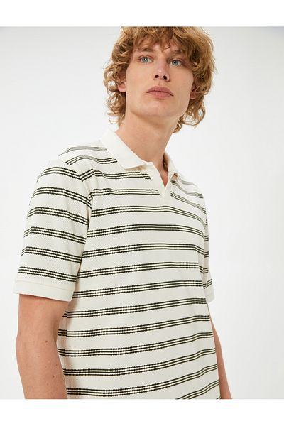 Koton Βαμβακερό T-Shirt Polo με λαιμόκοψη με υφή κοντό μανίκι