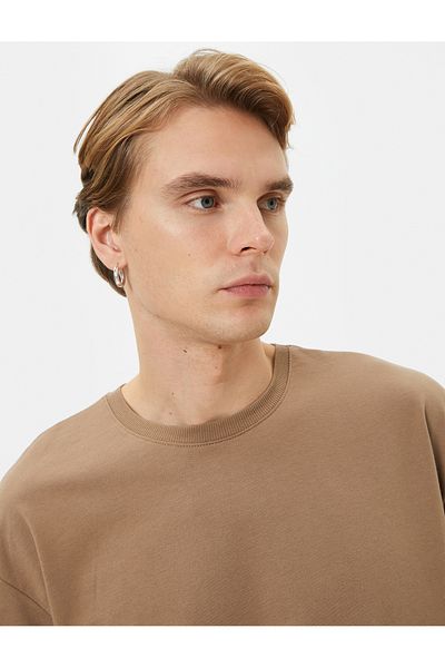 Koton Oversize Βαμβακερό μπλουζάκι με λαιμόκοψη με χαμηλό ώμο