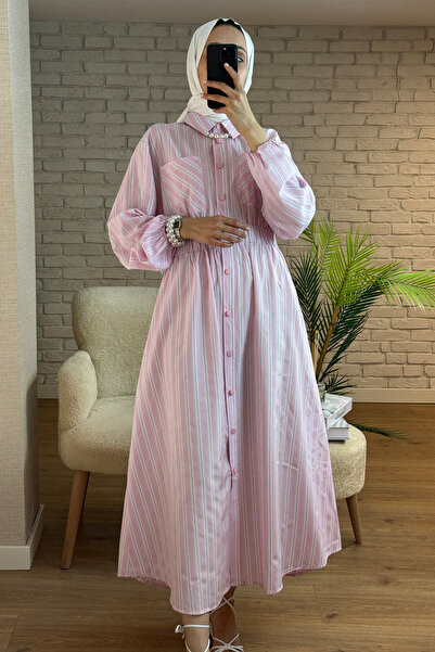 Salih Çelebi موديل 2132 - فستان قميص وردي مع تفاصيل الجيب