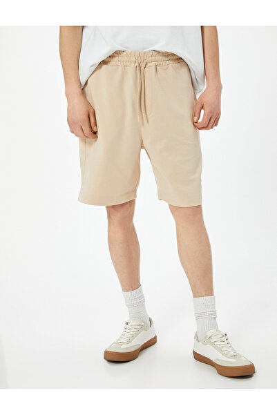 Koton Bermuda Şort Beli Bağcıklı Etiket Baskılı Cepli