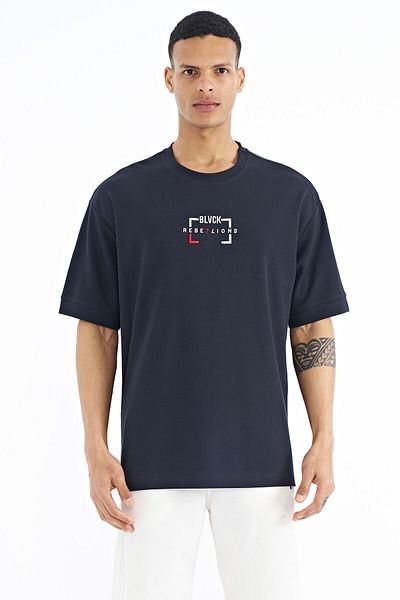 TOMMY LIFE Navy Blue Text Embroidered O Neck Oversize Men's T-shirt - 88192