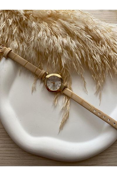 QUARTZ Rubsey Vintage Women Wristwatch Retro Minimal Leather Dordon 1 Pcs