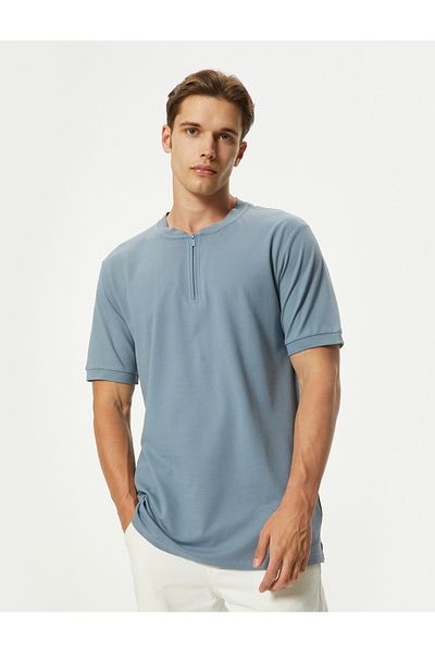 Koton T-Shirt με γιακά που επικρατεί σε λεπτή εφαρμογή - Μισό φερμουάρ, κοντό μανίκι
