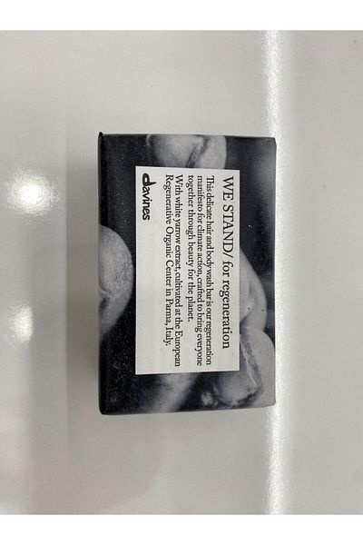 Davines صابون غسل الشعر والجسم يوفر ترطيبًا ولمعانًا للشعر بخلاصة نبات السيف