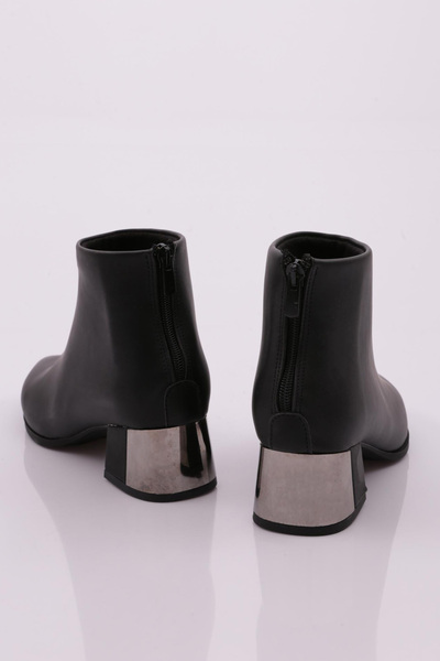 DGN Kadınsivri Burun Gümüş Topuklu Bilek Bot Siyah 291917212674