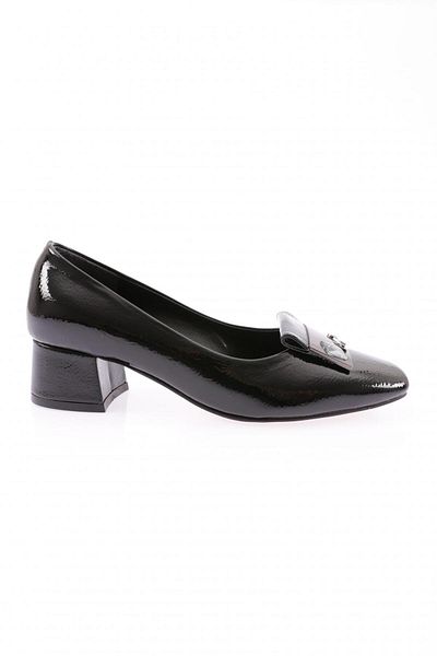 DGN K104 Women's Heeled Shoes with Iron Accessories