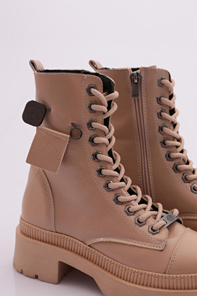 DGN K9024 Nahé dámské šněrovací boty – s doplňky a lakovanou kůží