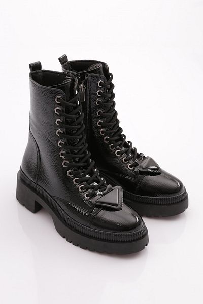 DGN Women's Geometric Accessory Boots Black Wrinkled Patent Leather 211019921027