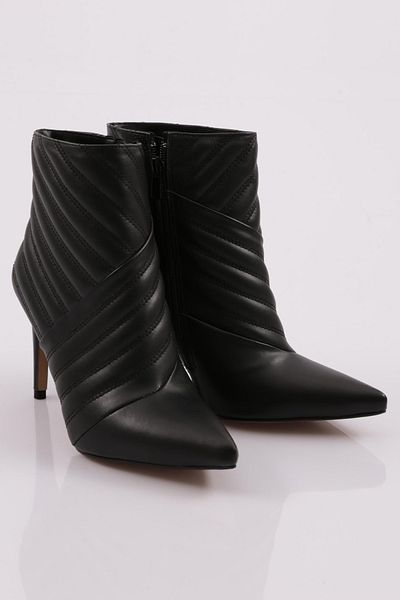 DGN M1111 Stiefel mit spitzer Zehenpartie und dünnem Absatz, schwarz, gesteppt