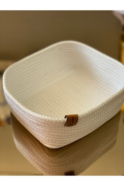 Bebeu Hand-Knitted Bread Basket Organizer