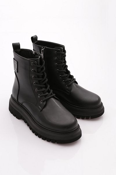 DGN Thick Sole Lace up Women's Boots Black 381073138