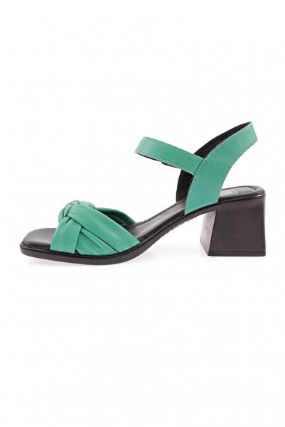 DGN 19001-2108 Γυναικεία πέδιλα με τακούνι με πλεκτό μπροστινό μέρος