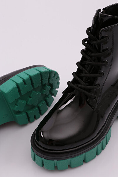 DGN Kadın Kalın Taban Bağcıklı Topuklu Bot Siyah Rugan Mint 15299163118