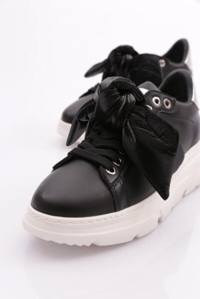 DGN Es853 Women's Thick Sole Bow Sneakers Shoes