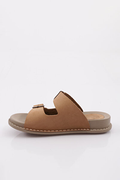 DGN P32 Model Women's Slippers
