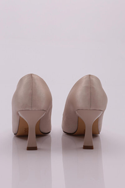 DGN Kadın Önü Taşlı Topuklu Ayakkabı Bej Saten 74102621