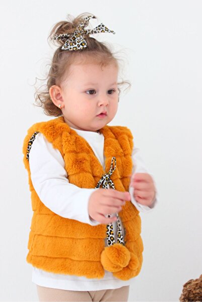 bright moon Girl's Plush Vest and Buckle Set - Pompom Detailed and Lined