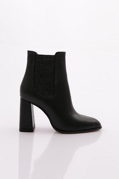 DGN Black Women's Heeled Boots - 1013533210