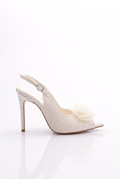 DGN Women's Rose Detailed Open Back Heeled Shoes Pearl Pleated 1101093327