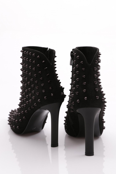 DGN Kadın Metal Diken Desenli Topuklu Bot Siyah Süet 63852859