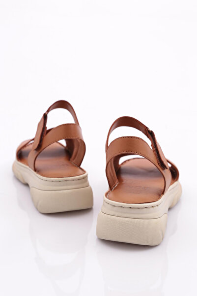 DGN 337 Dámské sandály s páskem na kotník